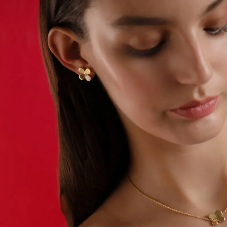 Short Earrings|Majorica Ayanti Flower Earrings With Mother-Of-Pearl