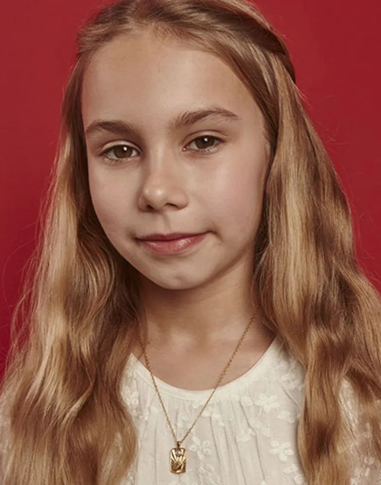 Gold Necklaces|Majorica Caelum Communion Necklace With Golden Medallion