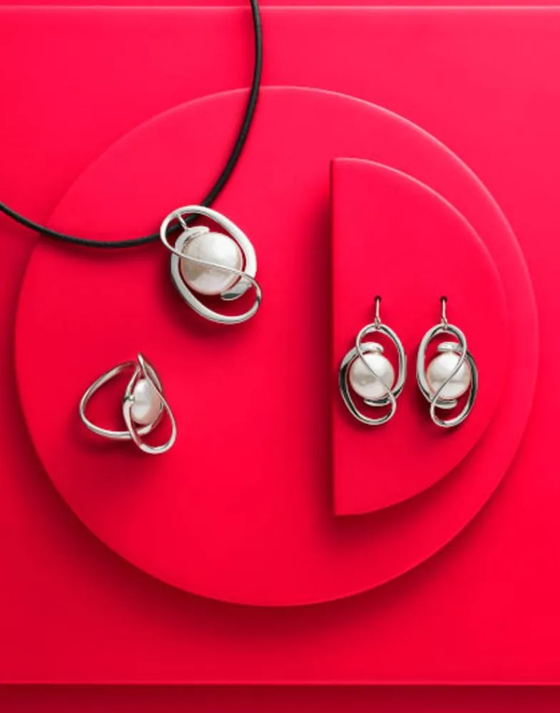 Leather Necklaces|Majorica Pendant Corcega