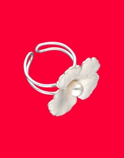 Large Pearl Rings|Majorica Santorini Bianco Bridal Ring With Large Nacre Flower And Round Pearl