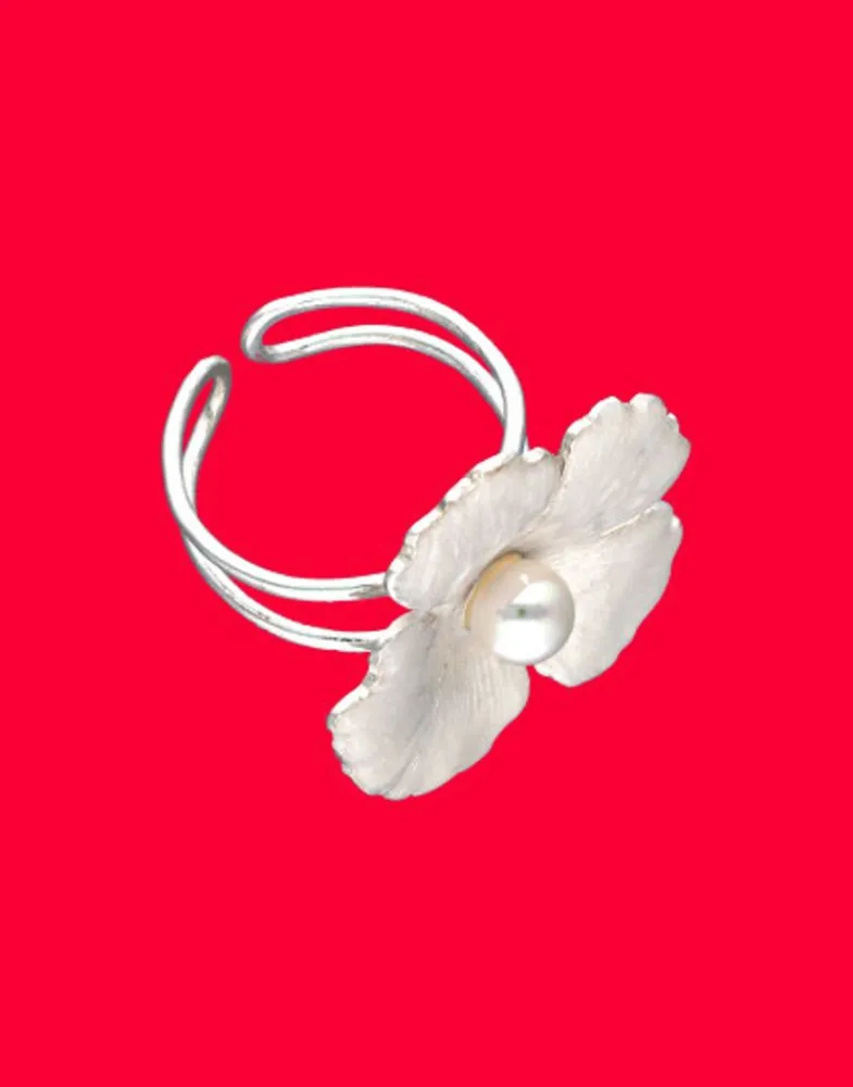 Large Pearl Rings|Majorica Santorini Bianco Bridal Ring With Large Nacre Flower And Round Pearl